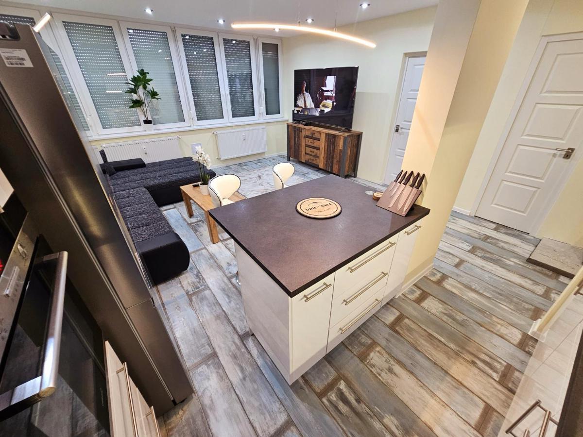Urban Loft Apartment Salgotarjan Luaran gambar