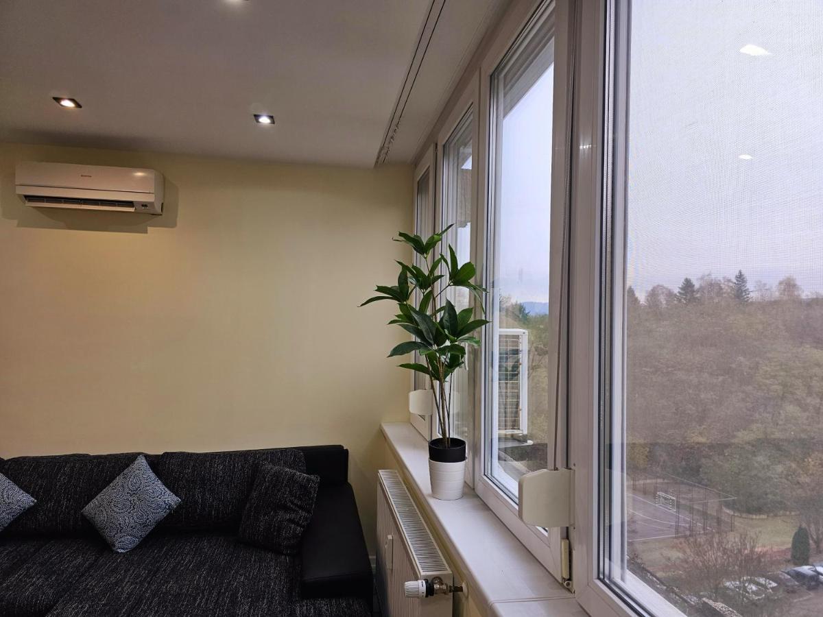 Urban Loft Apartment Salgotarjan Luaran gambar