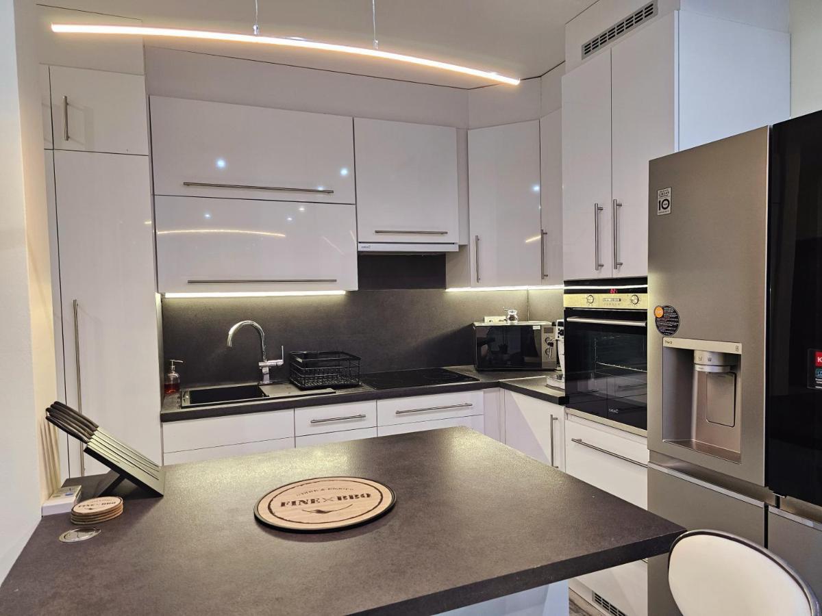 Urban Loft Apartment Salgotarjan Luaran gambar