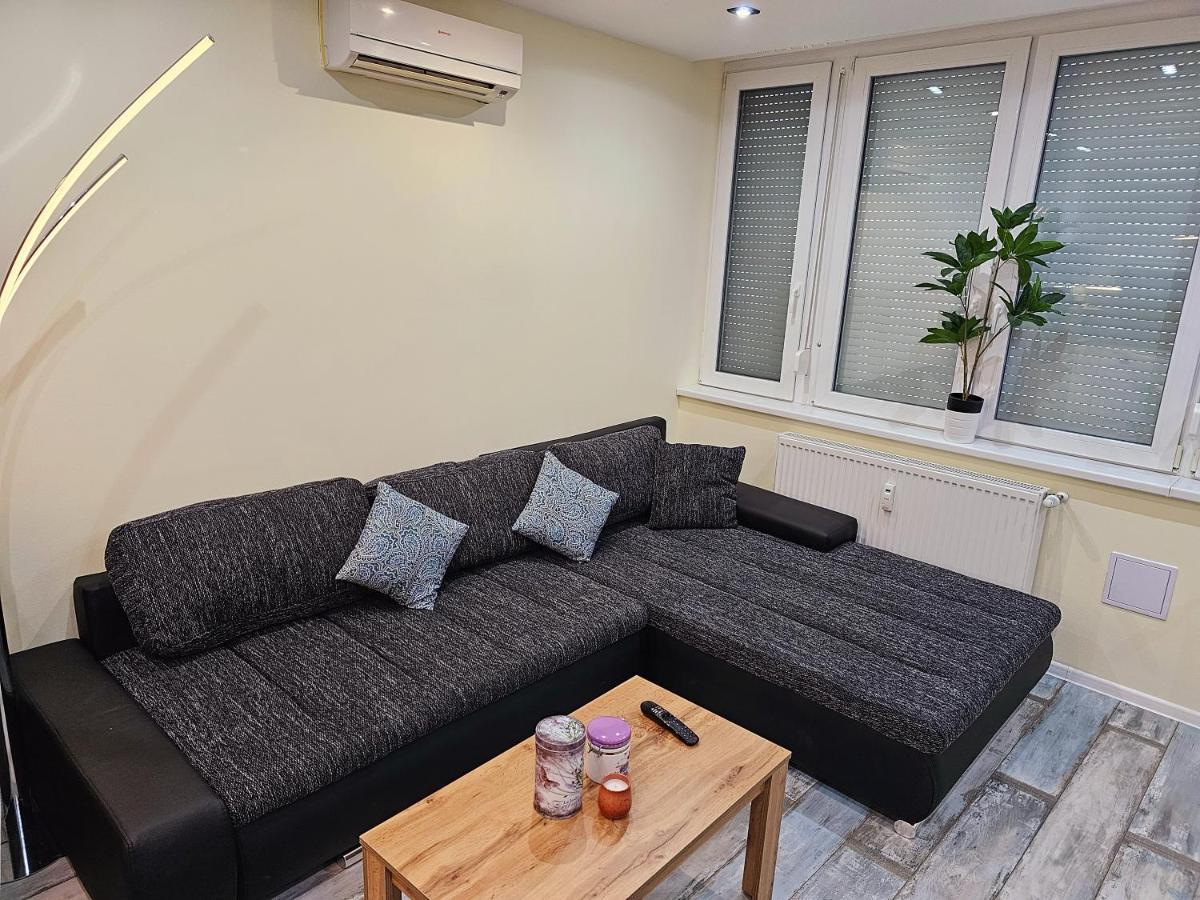 Urban Loft Apartment Salgotarjan Luaran gambar